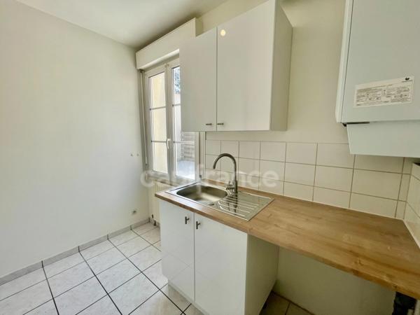 Appartement - Duplex 3 pièces avec terrasse et parking privatif