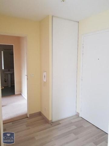 Location appartement Poitiers (86000) 3 pièces 51.84m²
