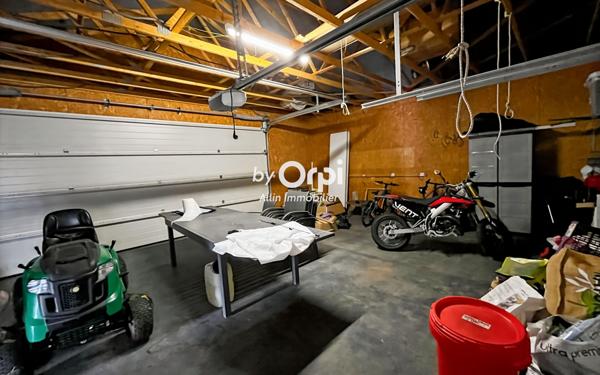 Maison à vendre    5 pièces •  Étroussat