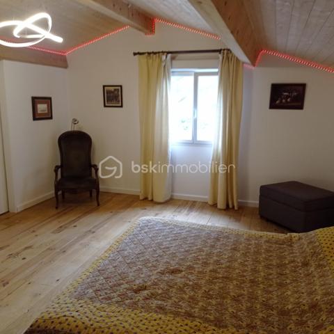 REMISE AGRICOLE SUR 6000 M2 DE TERRAIN CLÔTURÉ.

A USAGE AGRICOLE UNIQUEMENT( éleveurs caprins, bovins, ovins, équins)

La demande de changement de destination pour en faire une habitation principale devra être demandée en Mairie, avec CERFA. 
Pour cela, se référer au PLU DE LA COMMUNE DE MARAUSSAN, ZONE A

ENTIÈREMENT EQUIPEE

FIBRE, VIABILISÉE

PROPRIÉTÉ ENTIÈREMENT CLOTUREE.

ACCÈS PAR PORTAIL AUTOMATIQUE DE 5 MÈTRES