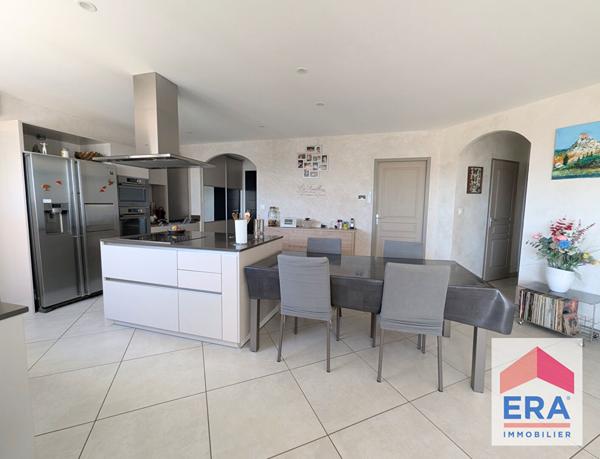 Maison Bourg Saint Andeol 121m2