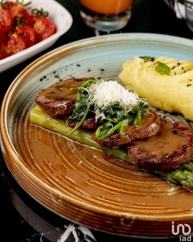 Boutique/Local commercial à vendre 140 m² Montauroux