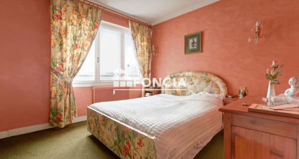 À vendre Appartement 4 pièces 111 m² - Reims 51100