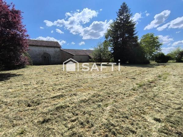 Ferme du chateau de Mainzac au porte de la Dordogne