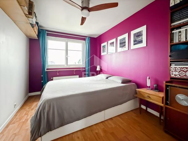 Appartement Montreuil ? Dernier étage lumineux 3/4 pièces avec vue dégagée