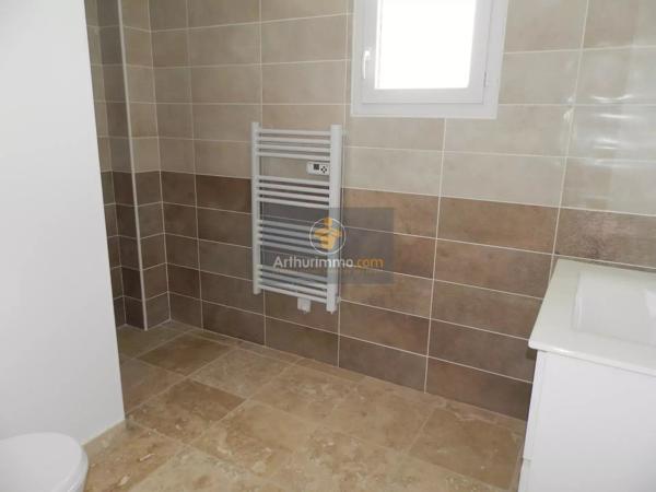 Location                                                      Maison
                        
                     4 pièces                      85 m2                     à Bollène