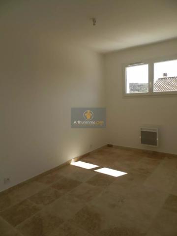 Location                                                      Maison
                        
                     4 pièces                      85 m2                     à Bollène
