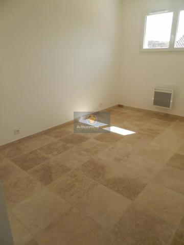 Location                                                      Maison
                        
                     4 pièces                      85 m2                     à Bollène
