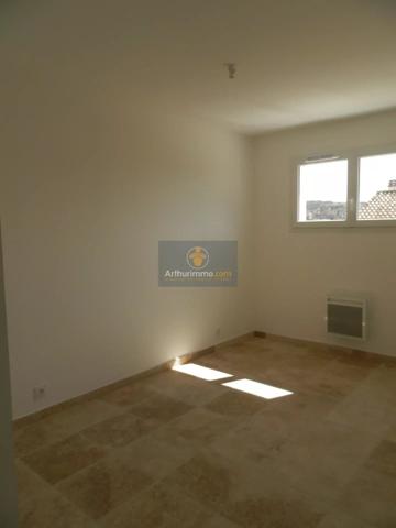 Location                                                      Maison
                        
                     4 pièces                      85 m2                     à Bollène