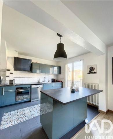 Location maison 7 pièces 126 m² Nîmes
