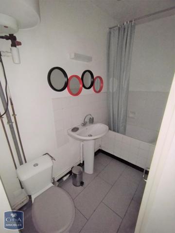 Appartement à louer 1 pièce 31.44m² Niort (79000)