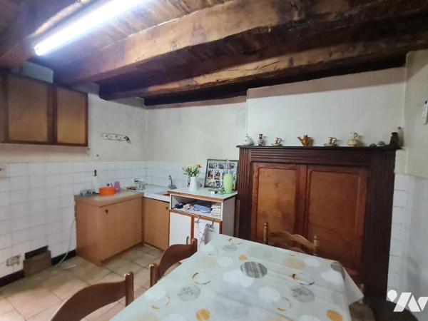 À Vendre à Evellys Maison à rénover située en campagne à 8 minutes de Réguiny