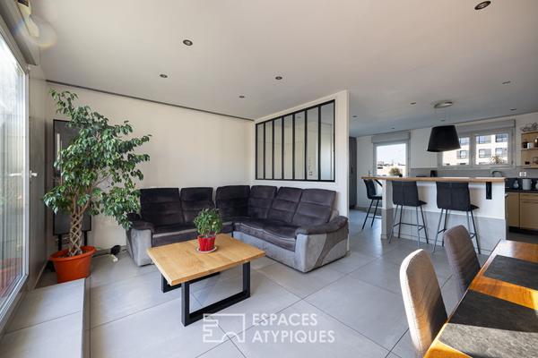 Penthouse lumineux avec deux terrasses paysagées et vue panoramique