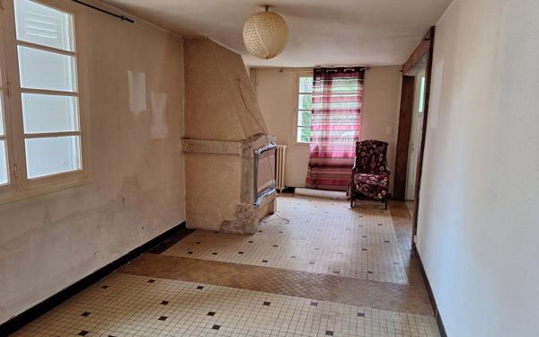 Maison à vendre    4 pièces •  Lons