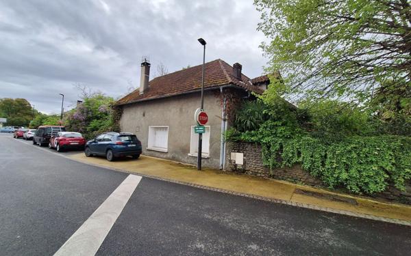 Maison à vendre    4 pièces •  Lons