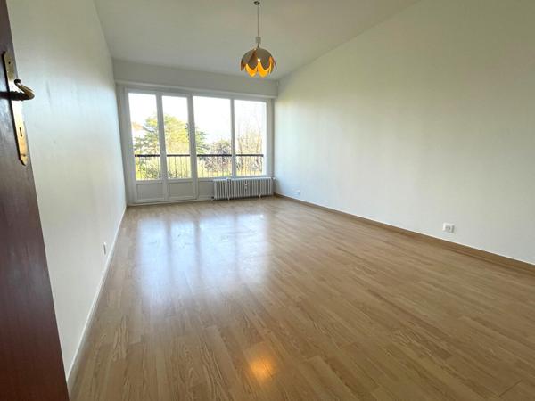 Location T4 de 107m2 à ECHIROLLES