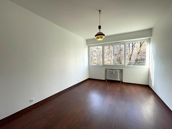 Location T4 de 107m2 à ECHIROLLES