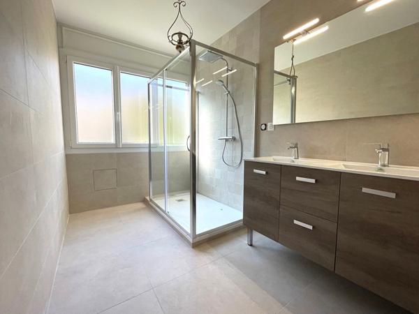 Location T4 de 107m2 à ECHIROLLES