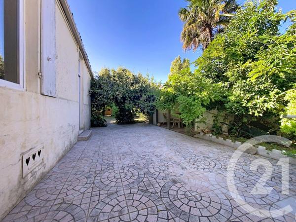 Maison à vendre  6 pièces - 147,50 m2 ROCHEFORT - 17