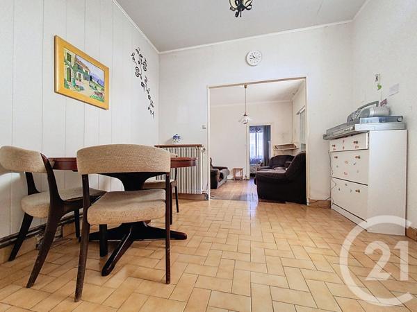 Maison à vendre  6 pièces - 147,50 m2 ROCHEFORT - 17