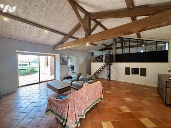 Maison en pierre de plain-pied de 200 m² – Calme et nature