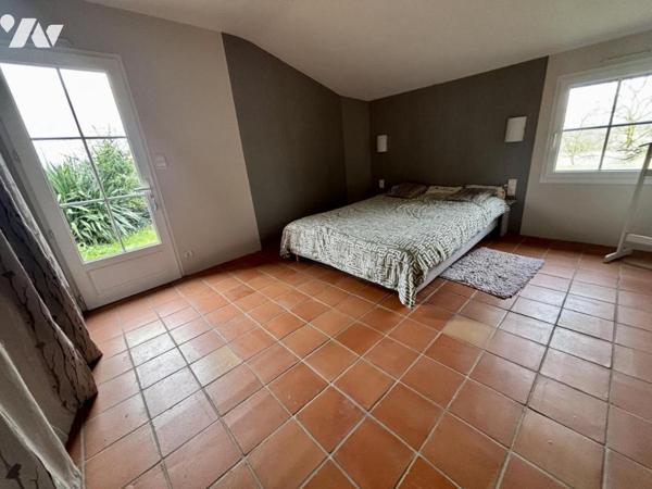 Maison en pierre de plain-pied de 200 m² – Calme et nature