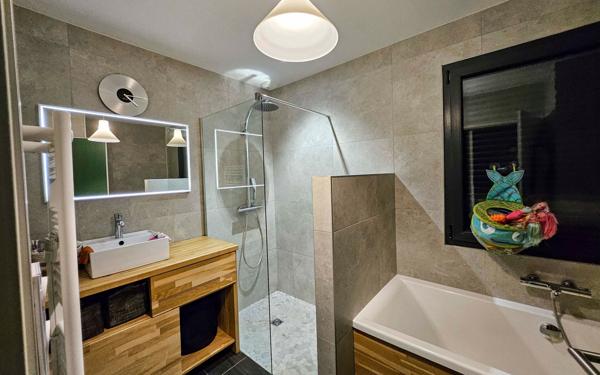 Maison à vendre    4 pièces • 110 m2 Vérines