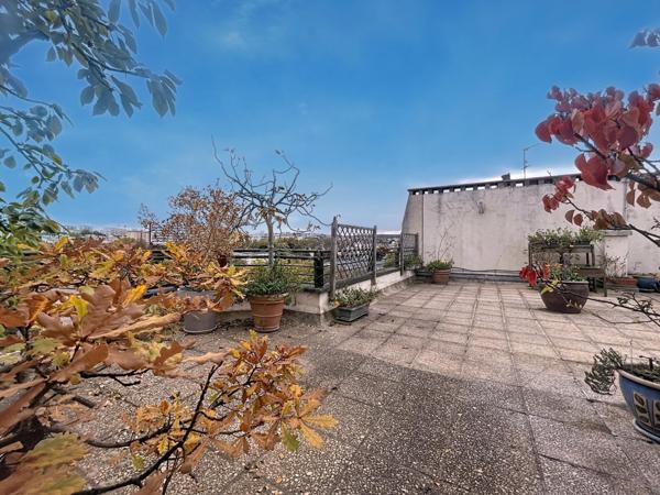 DUPLEX 5 PIÈCES 117m2 AVEC ROOFTOP DE 80 m² – DERNIER ÉTAGE