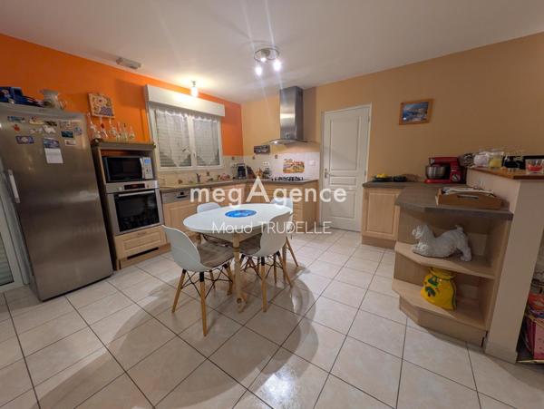 Maison à Spay, 72700 - 4 pièces 110m²