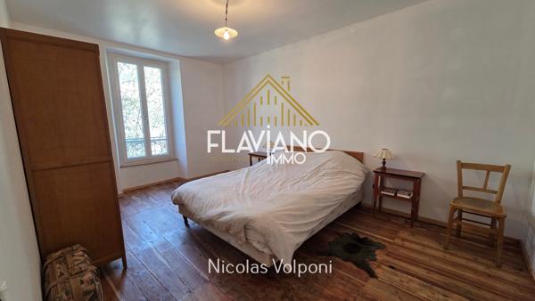 Immeuble 480 m2 La Condamine La Condamine-Châtelard (04530)