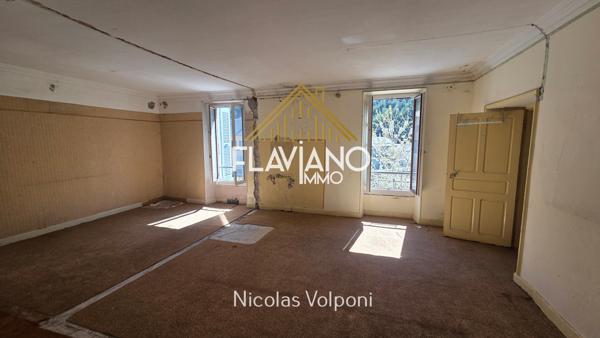 Immeuble 480 m2 La Condamine La Condamine-Châtelard (04530)