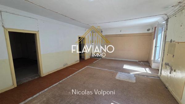 Immeuble 480 m2 La Condamine La Condamine-Châtelard (04530)