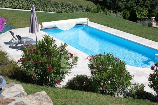 Demeure de prestige à Boisse-Penchot 11 pièce(s) 400 m2