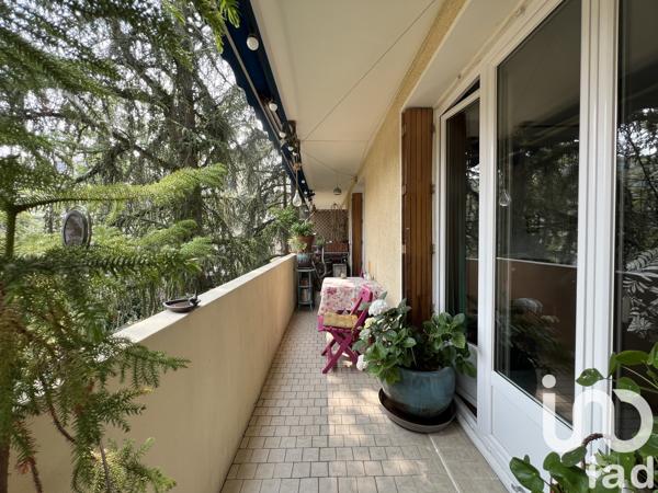 Appartement à vendre 3 pièces 63,99 m² Caluire-et-Cuire