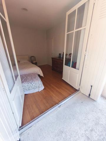AIFFRES maison de caractère 7 pièces,