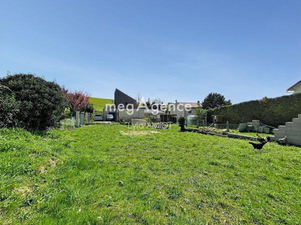 Terrain à GAILLON-SUR-MONTCIENT, 78250 - 337m²