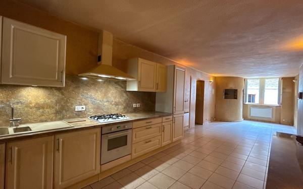 Appartement à vendre    3 pièces • 66 m2 Dole