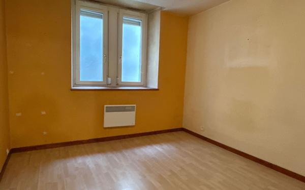Appartement à vendre    3 pièces • 66 m2 Dole