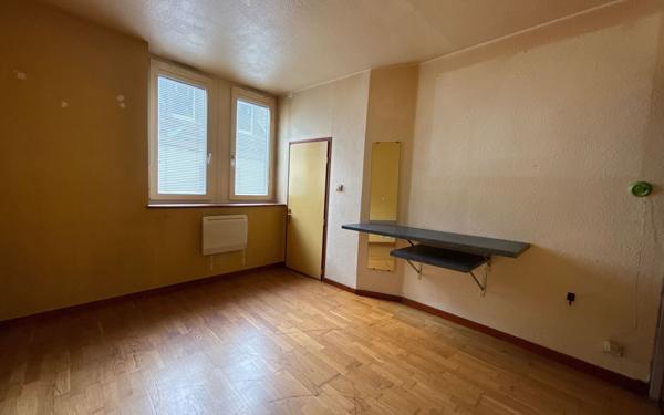 Appartement à vendre    3 pièces • 66 m2 Dole