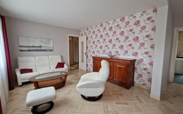 Maison à vendre    6 pièces • 102,43 m2 Fleury-les-Aubrais