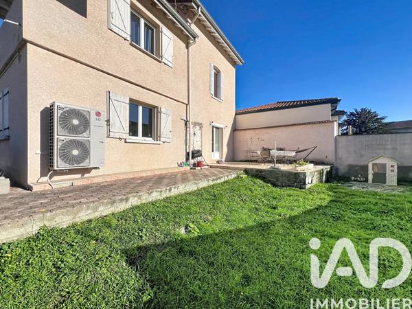 Maison à vendre 5 pièces 109 m² Unieux