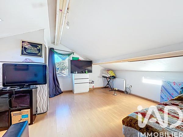Maison à vendre 5 pièces 109 m² Unieux
