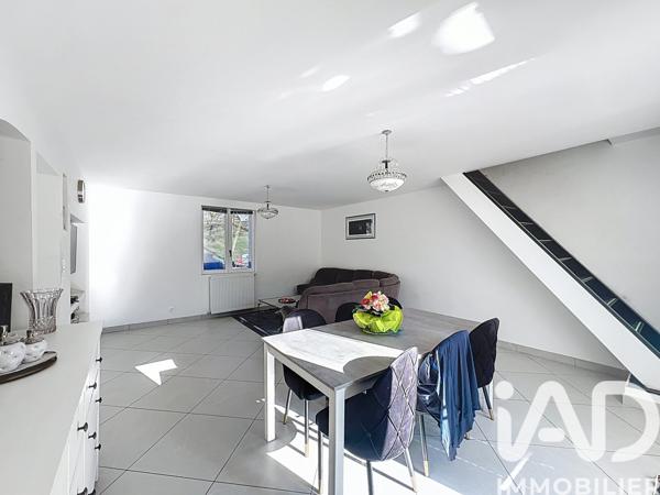Maison à vendre 5 pièces 109 m² Unieux