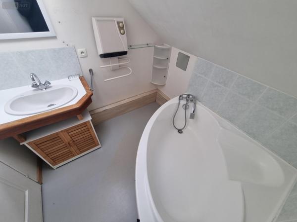 Maison à vendre à Arnières-sur-Iton dans l'Eure (27180), ref : A034