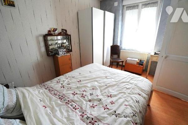 SABLE SUR SARTHE : Maison rénovée avec jardin