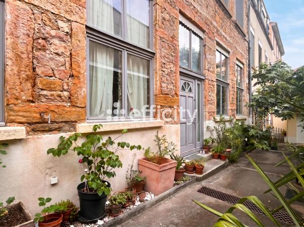 Appartement
         3 pièces
        - 57 m² Exclusivité 299 000 € *
