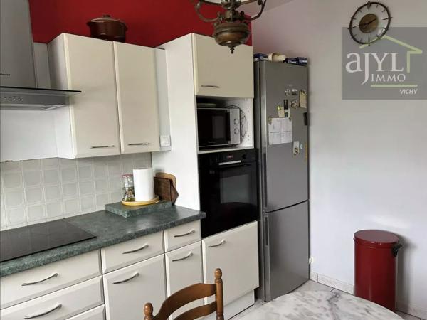 Maison
         6 pièces
        - 130 m² 180 000 € *