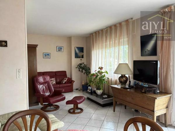Maison
         6 pièces
        - 130 m² 180 000 € *