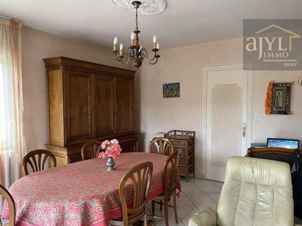 Maison
         6 pièces
        - 130 m² 180 000 € *