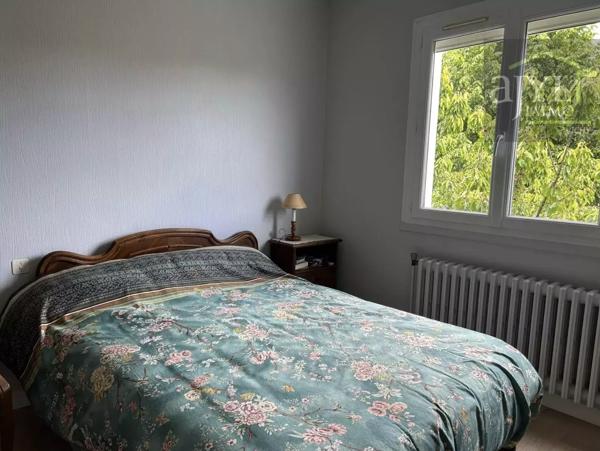Maison
         6 pièces
        - 130 m² 180 000 € *